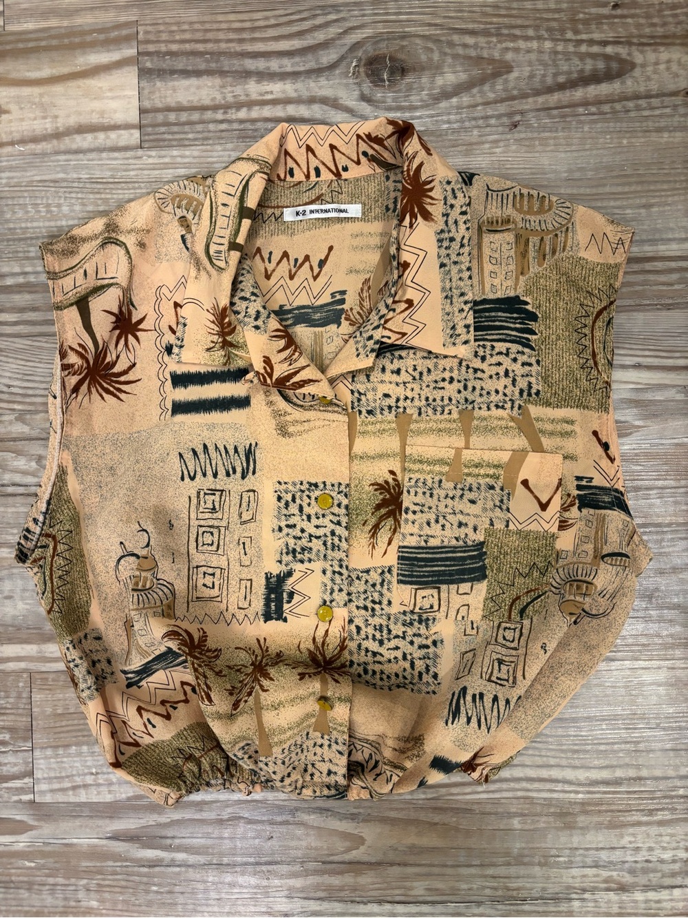 MOVING SALE: Cropped Printed Button Down